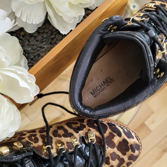 Michael Kors boots  (winter) - Picture 2 of 4